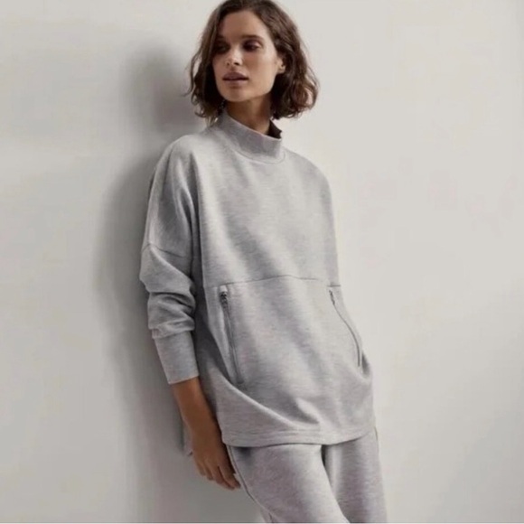 Varley Bay Sweat Pullover in Grey Marl
Size Large - Picture 4 of 15